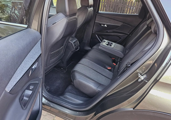 Peugeot 3008 cena 84900 przebieg: 168000, rok produkcji 2018 z Poręba małe 631